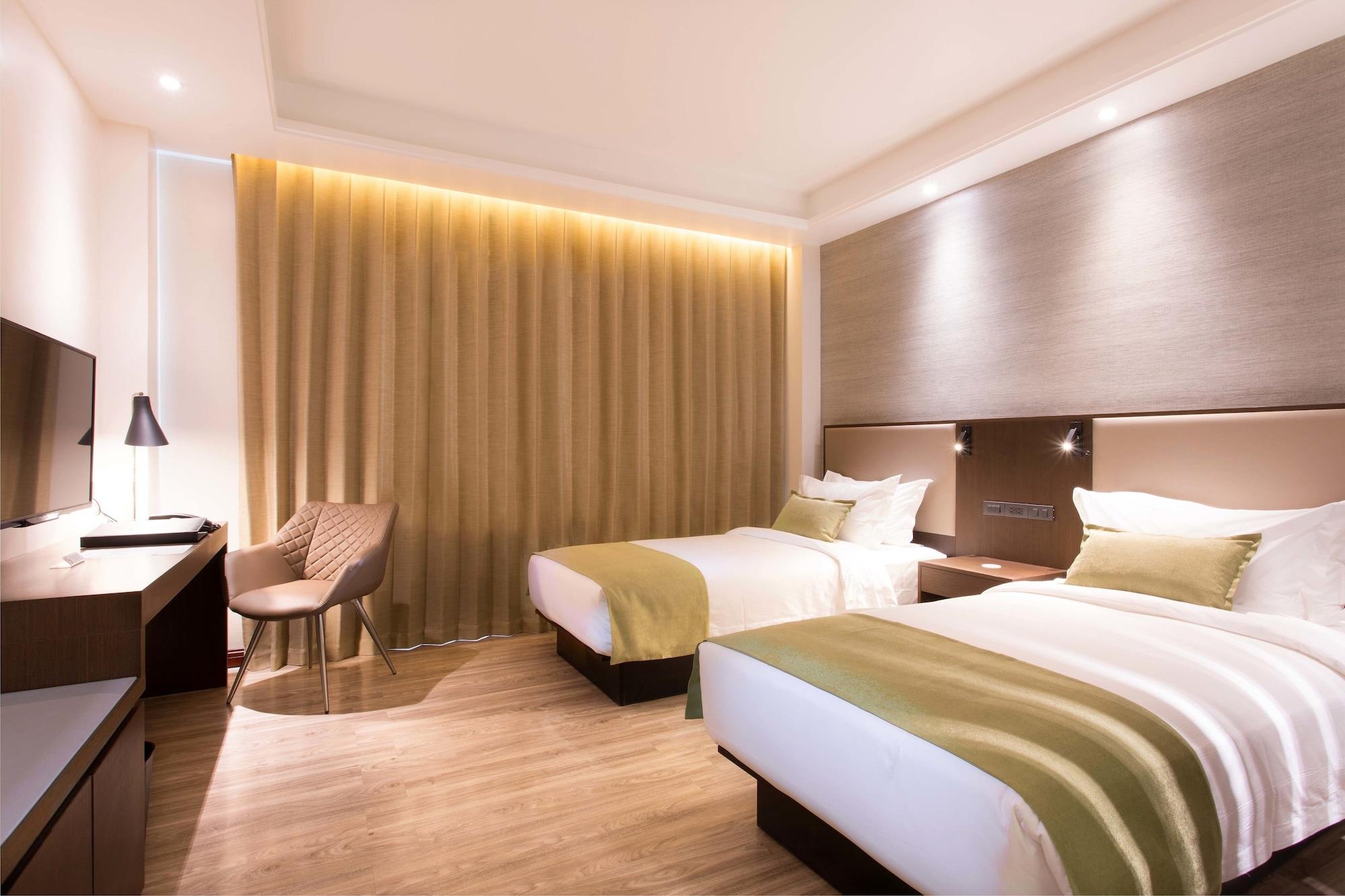 The Marison Hotel Legazpi Bagian luar foto