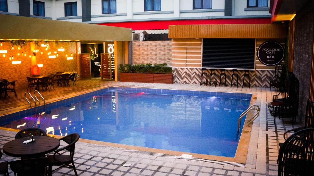 The Marison Hotel Legazpi Bagian luar foto